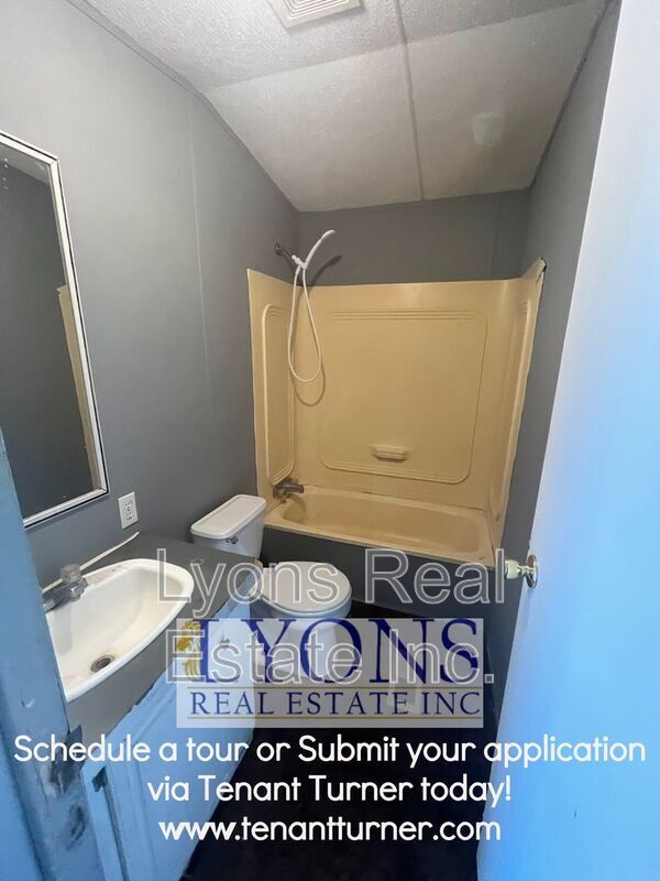 Building Photo - 503 Chamblee Dr