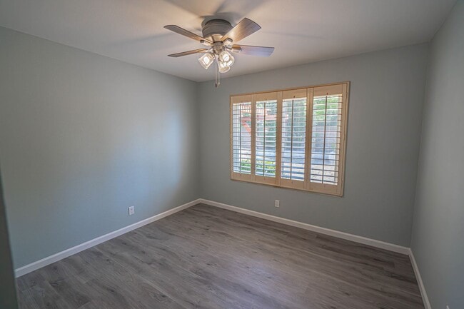 Building Photo - Single Story 3 Bedroom Home for Rent in Si...
