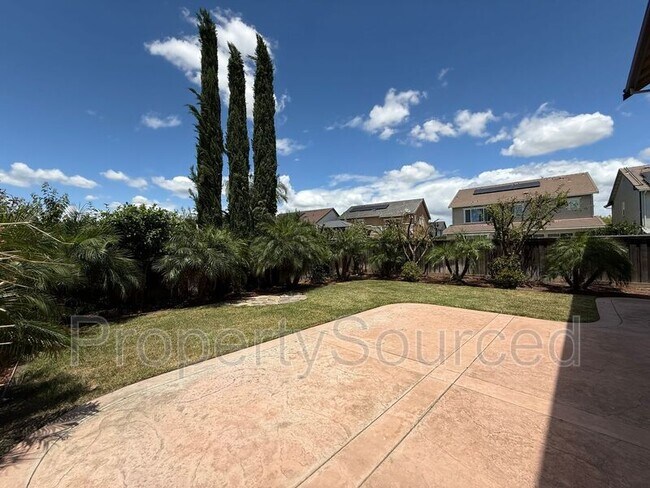 Building Photo - 18517 Admiral Way
