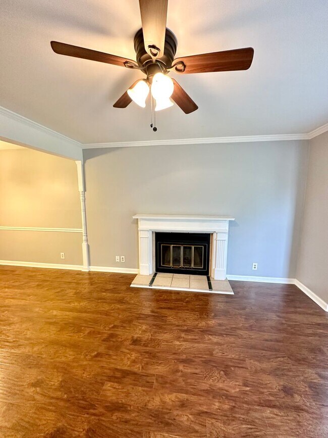 Building Photo - 7806 Sawyer Brown Rd
