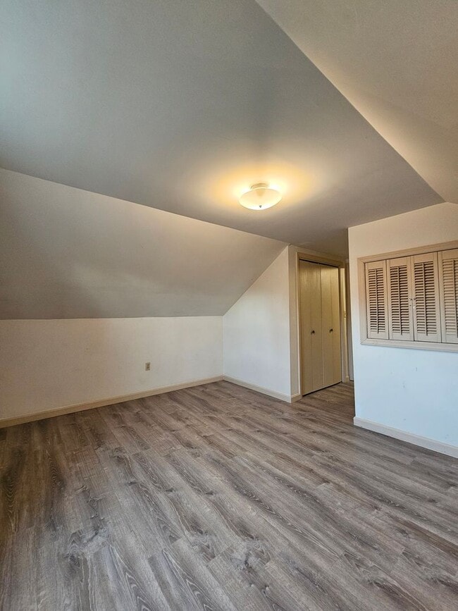 Building Photo - 923 Rohrerstown Rd