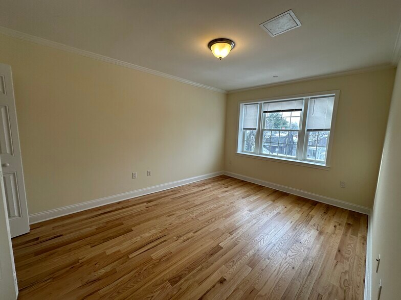 Building Photo - 65 Langdon St