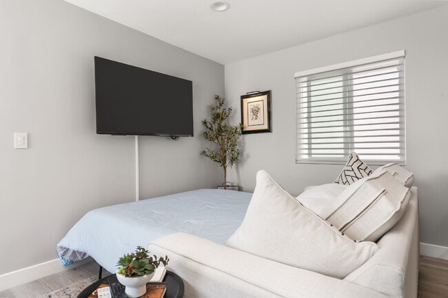Building Photo - Owner's executive style suite with modern appointments throughout.