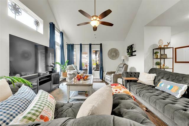 Building Photo - 345 Twin Creeks Dr