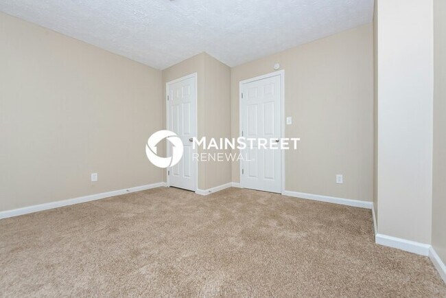 Building Photo - 4 Bedroom Pet-Friendly Home in Rex, GA with Main Street Renewal