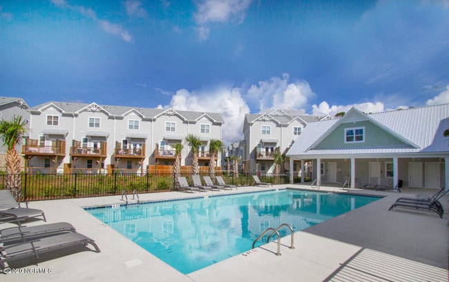 Building Photo - 4006 Tamarisk Ln