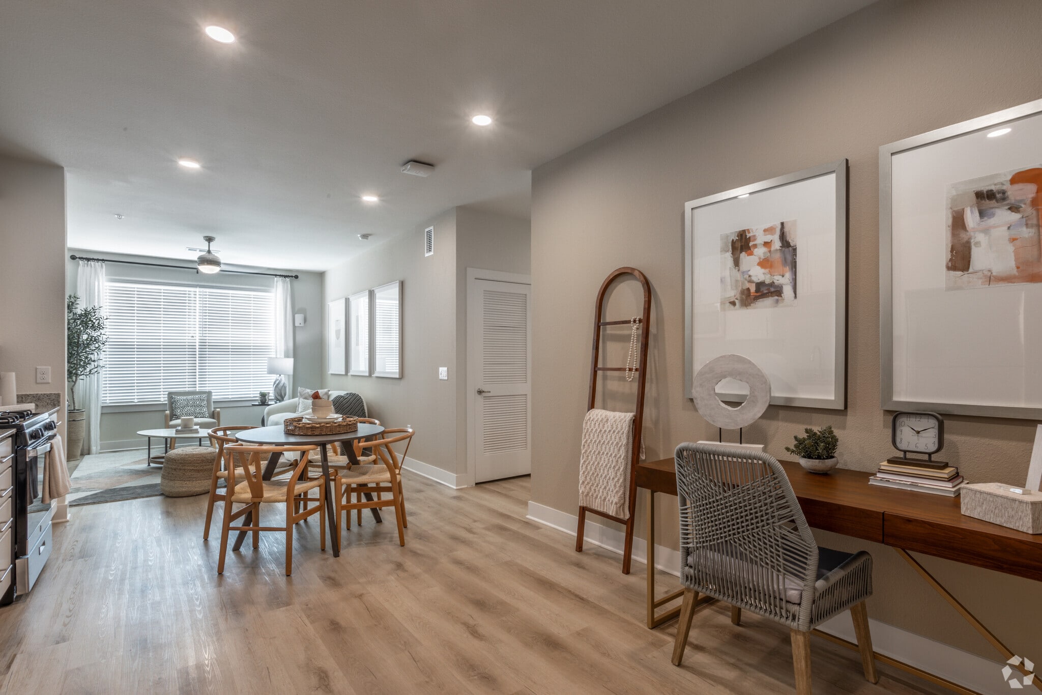 Birchway Perry Road 13611 Perry Rd Houston TX 77070 Apartment Finder