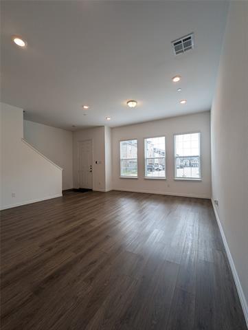 Building Photo - 2257 Adena Spgs Dr