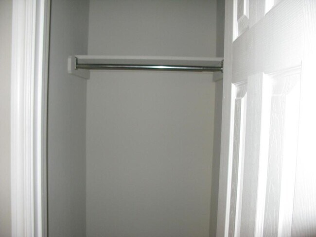 Building Photo - 3540 SE 96th St