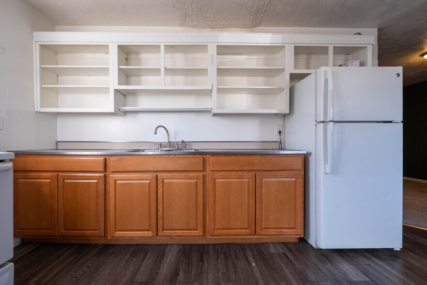 Building Photo - 175 Gillette Ave