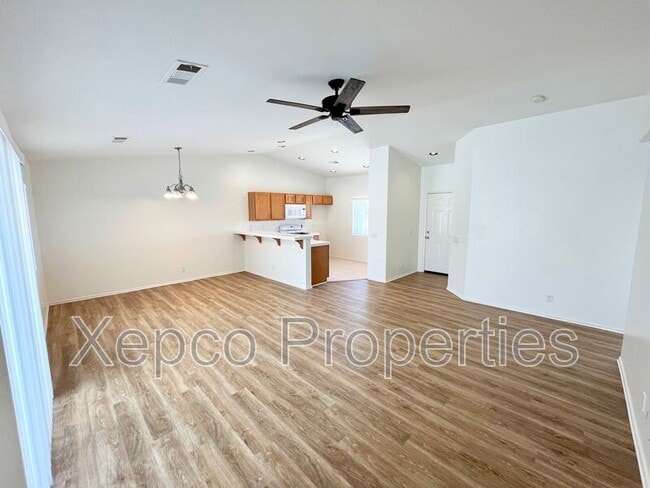 Primary Photo - 30836 Robert Rd