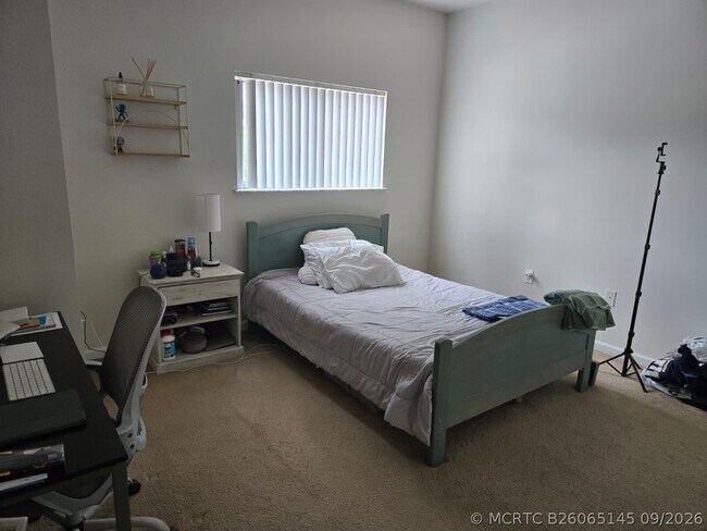 Building Photo - 4225 E Stonecreek Cir