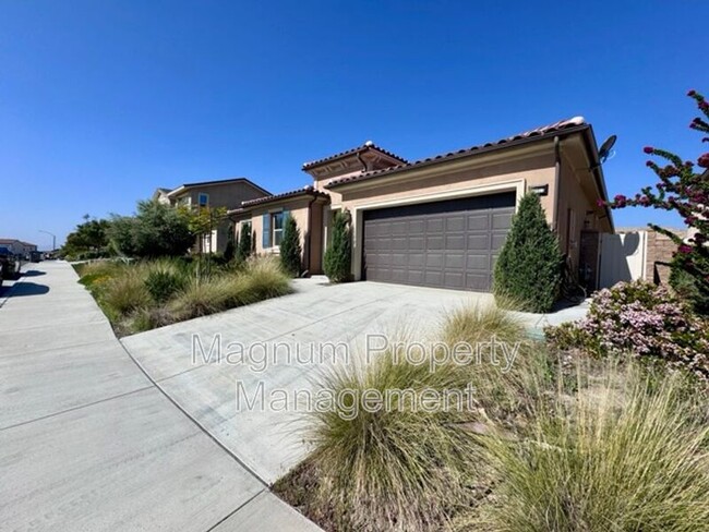 Building Photo - 34913 Limecrest Pl