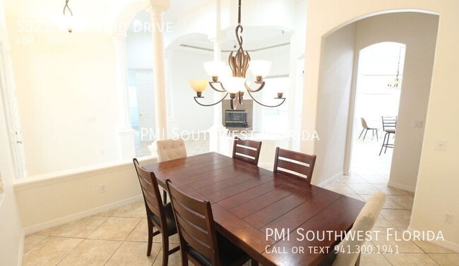 Building Photo - 5522 Eastwind Dr