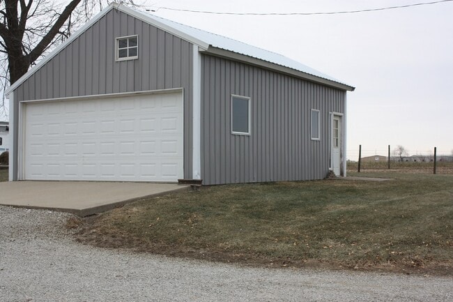 Building Photo - Acreage Nestled In City Of Pella