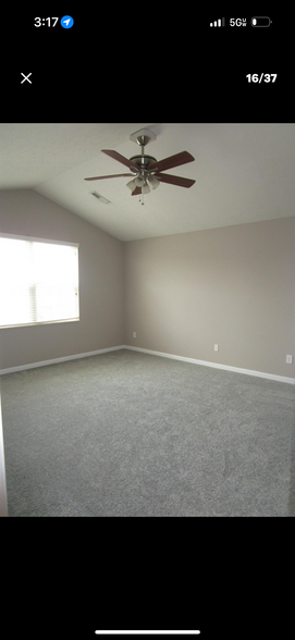 Building Photo - 277 Hennepin Dr