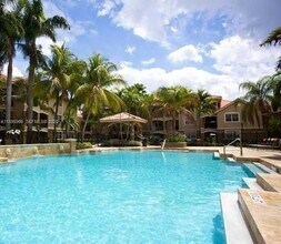 Building Photo - Southwest 117th Terrace, Pembroke Pines, FL 33025 - 3 BR 2 BA condo