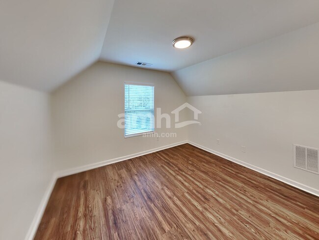 Building Photo - 69 Rivers End Way