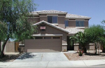 Building Photo - Charming 5 Bed 3 Bath Laveen home