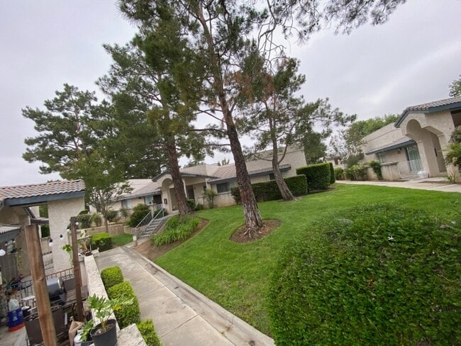 Primary Photo - 7001 Church Ave