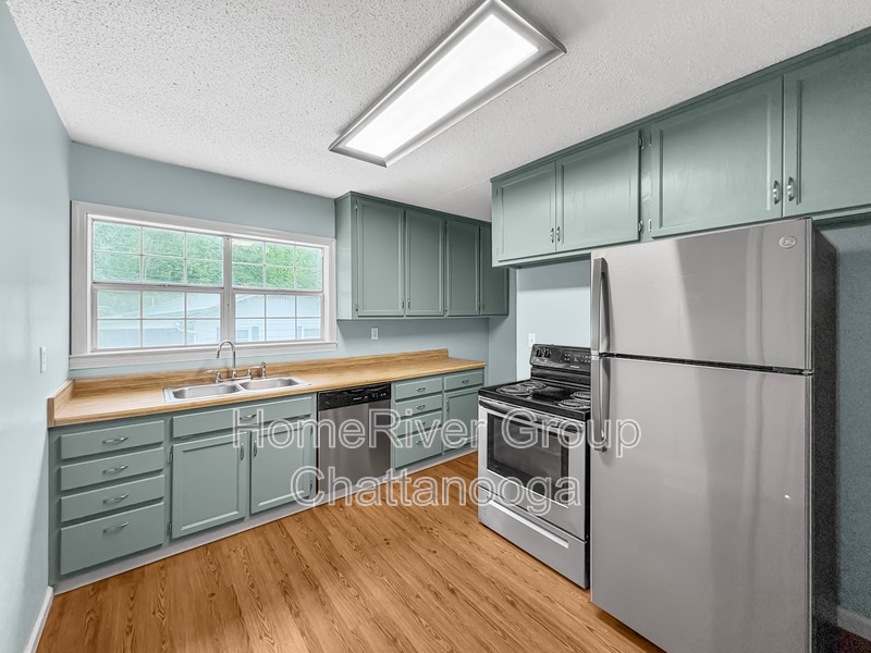 Building Photo - 11641 Guth Rd