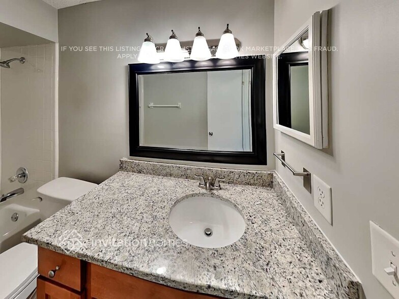 Building Photo - 12645 Cachet Dr
