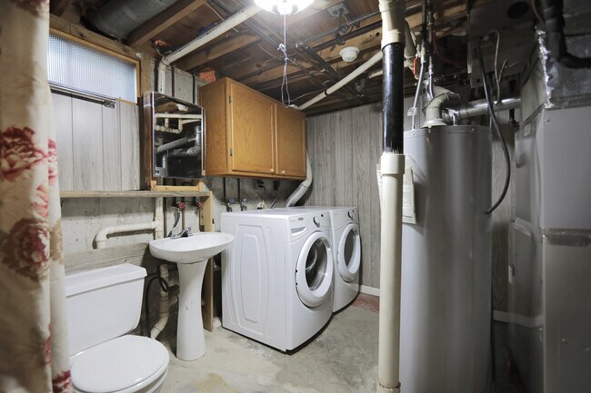 Building Photo - 2509 Paddock Ct