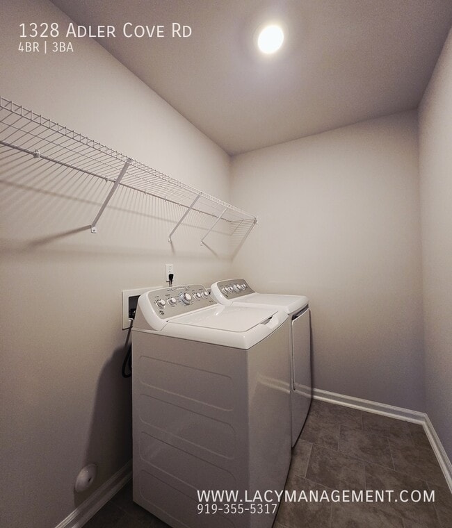 Building Photo - 1328 Adler Cv Ln