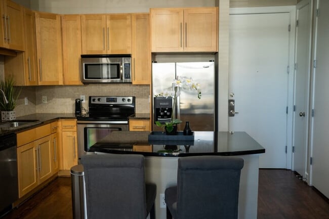 Building Photo - 791 Town and Country Blvd