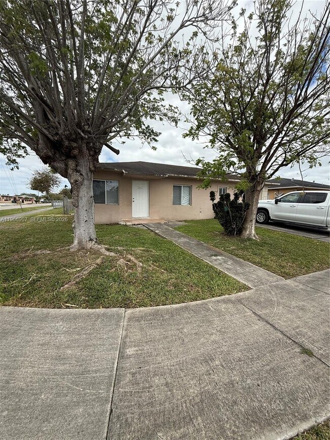 Building Photo - 1205 NW 7th Ave