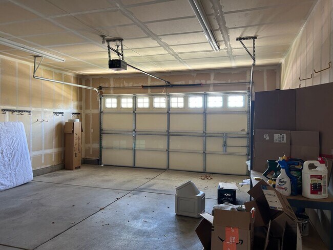 Building Photo - **READY FOR MOVE IN** Spark Home on Golf Course