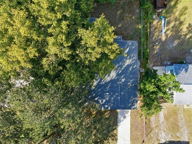 Building Photo - 5481 47th Ave N