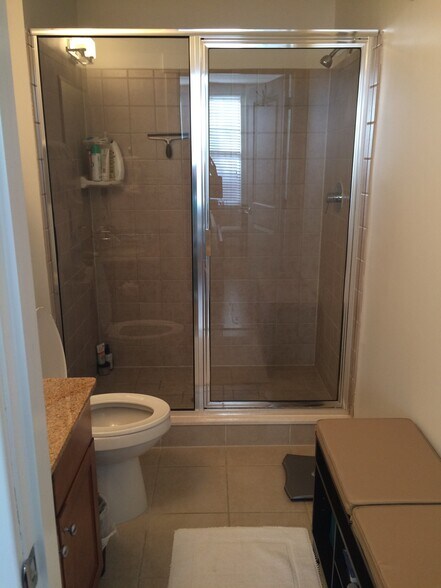 Building Photo - 2910 Georgia Ave NW