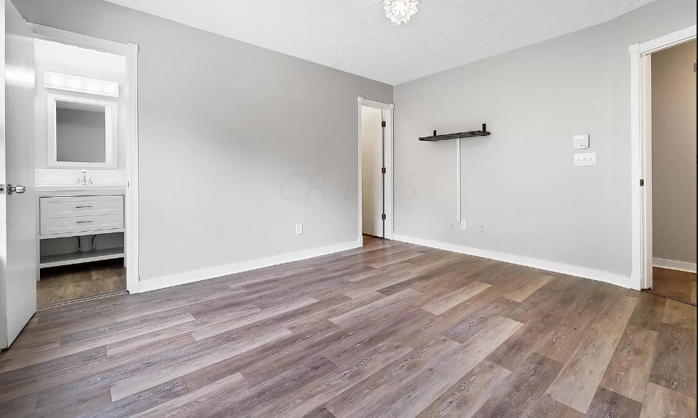 Master Bedroom with Walk in Closet - 2338 Nottaway Ct