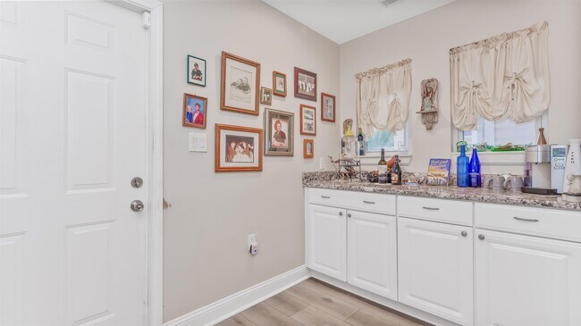 Building Photo - 259 Pilothouse Dr