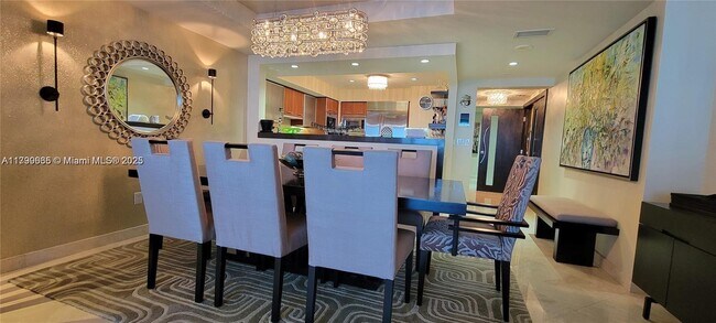 Building Photo - 1331 Brickell Bay Dr