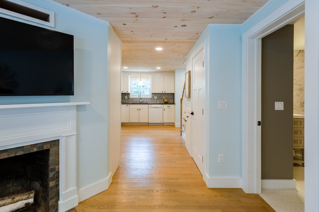 Bathroom and Bedroom 1 on right hand side. - 629 Storrs Rd