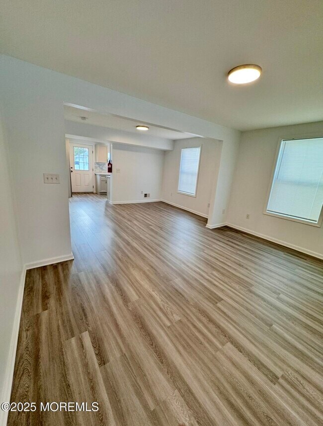 Building Photo - 83 Bayside Pkwy