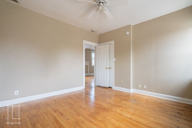 Building Photo - 2487-2491 Summit St.