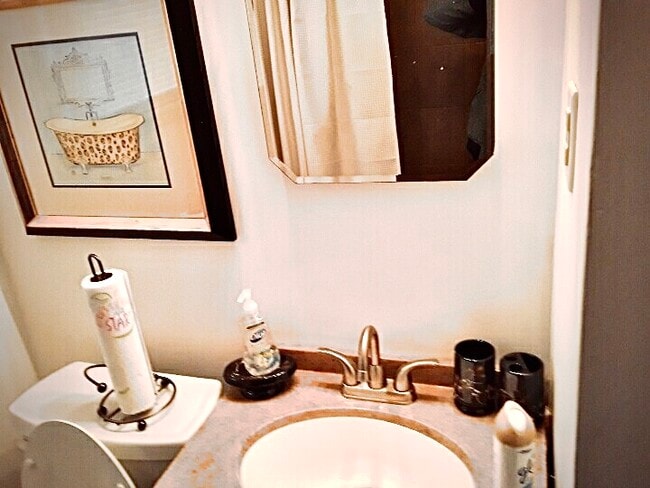 Building Photo - 2715 Morena St