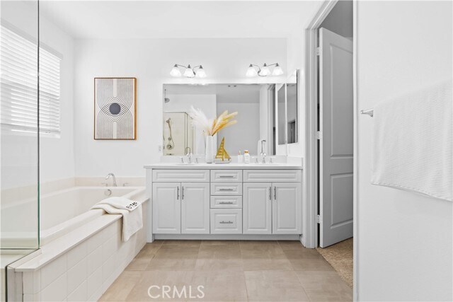 Building Photo - 145 Mongoose