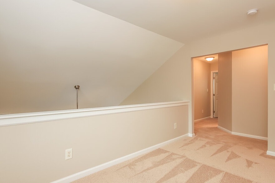 Building Photo - 3952 Tyler Bluff Ln