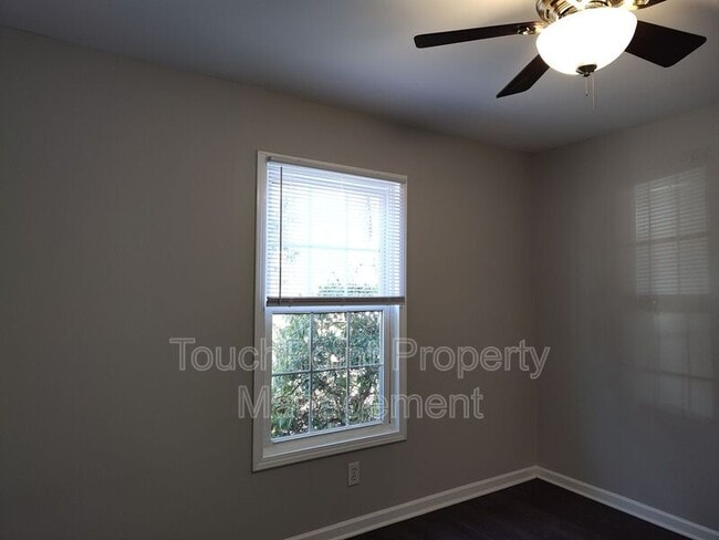 Building Photo - 2831 Mayfair Ave