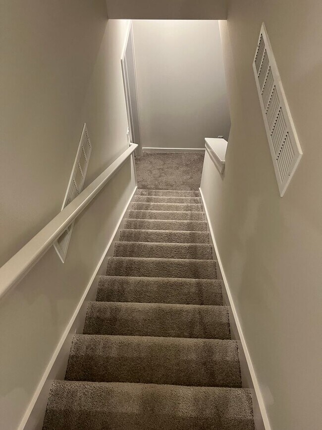 Building Photo - Spacious 5-Bedroom Duplex Near Asbury Elementary with Finished Basement & Full Amenities