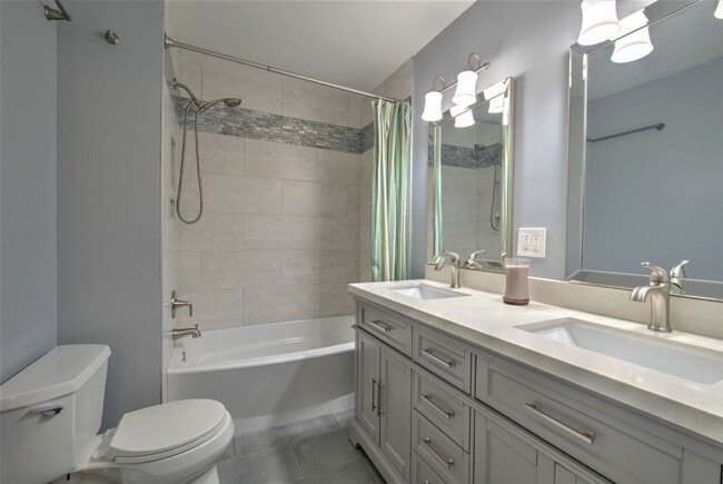 Building Photo - 3 Bed, 2 Bath Home Near Downtown Greenvill...