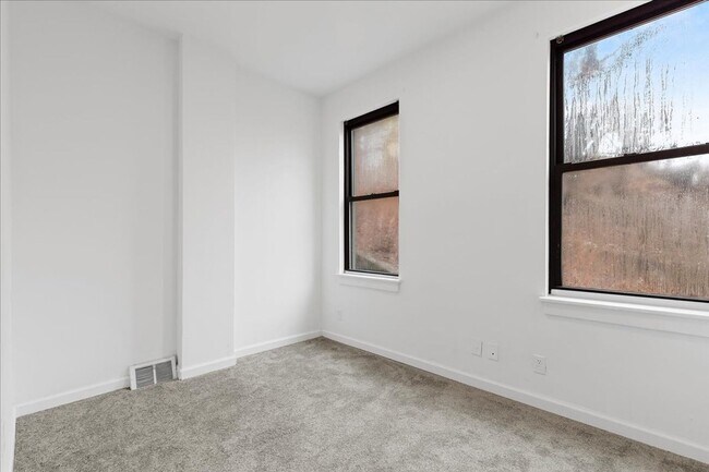 Building Photo - The B Street Flats – Modern Living in Pitt...