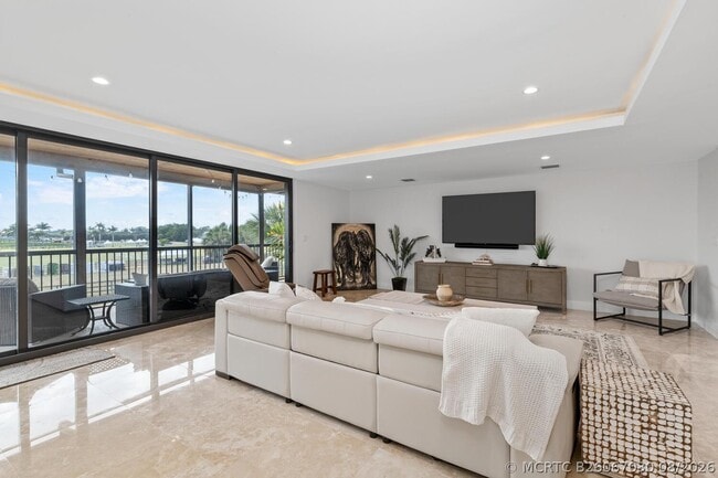 Building Photo - 2785 Polo Island Dr
