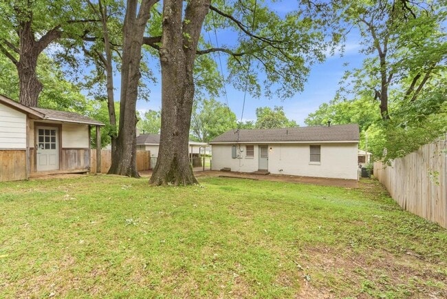 Building Photo - 4906 Verne Rd