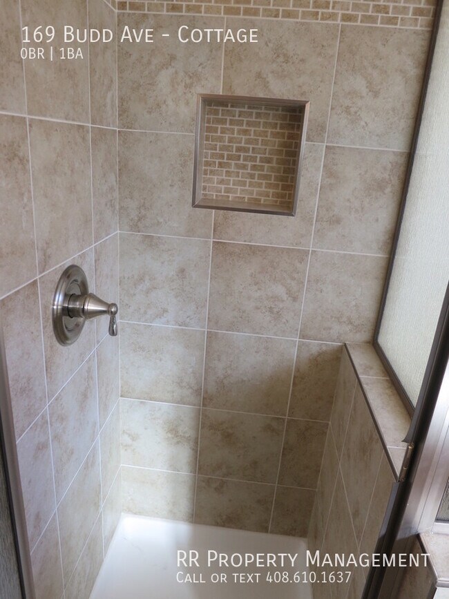 Building Photo - 169 Budd Ave