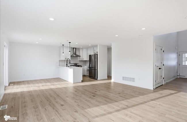 Building Photo - 336 Ashbrook Dr